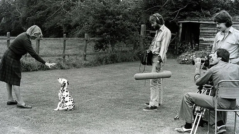 Training Dogs the Woodhouse Way still
