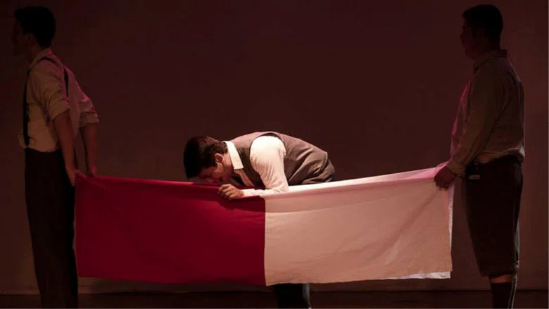 Lolek, A Vida de São João Paulo II no Teatro Lauro Gomes still